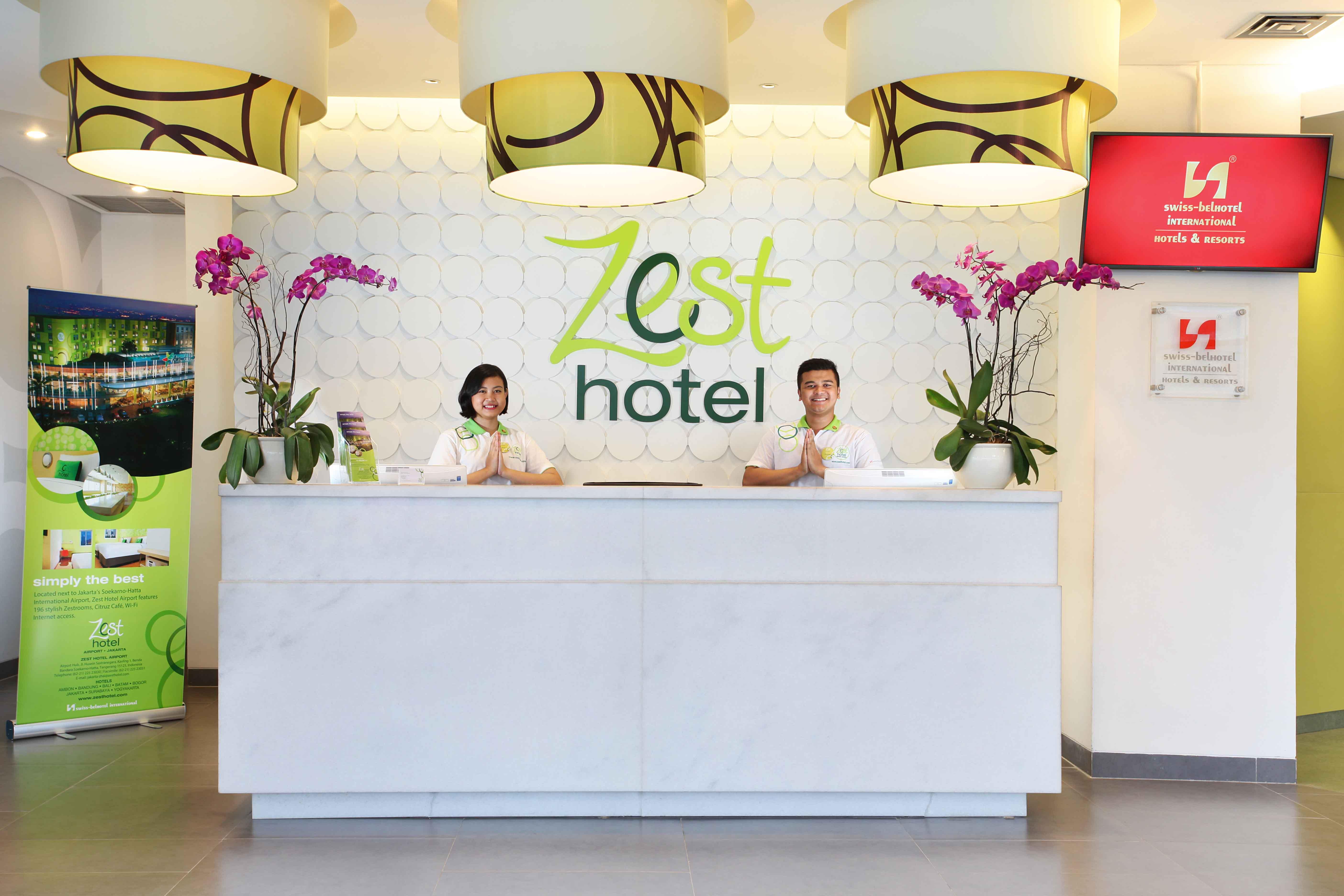 Zest Airport Jakarta By Swiss-Belhotel International Tangerang Exterior photo